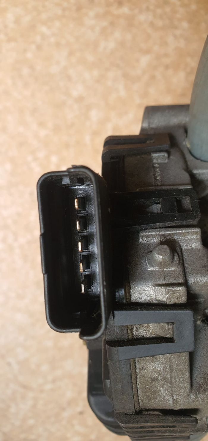 Moteur essuie glace - photo numéro 3