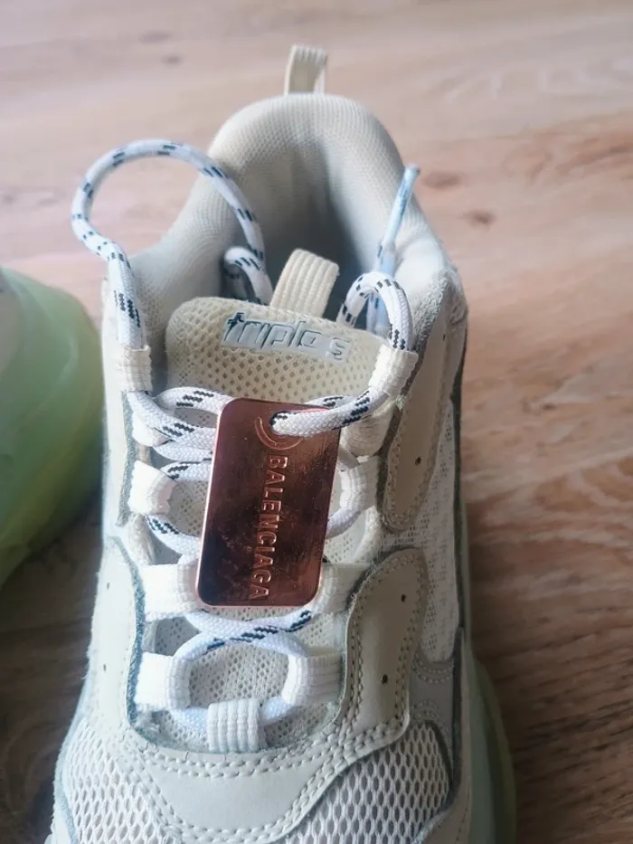 Vends Balenciaga Triple S Authentiques - Taille 39 - photo numéro 3