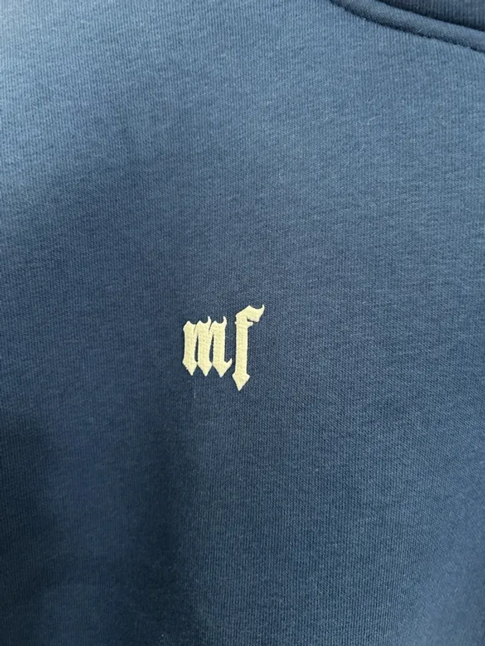 Pull sweat à capuche - photo numéro 2