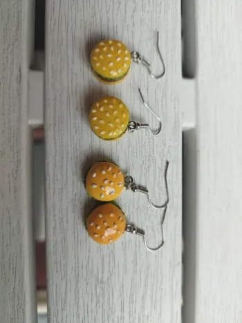 2 paires de boucles d'oreilles hamburgers