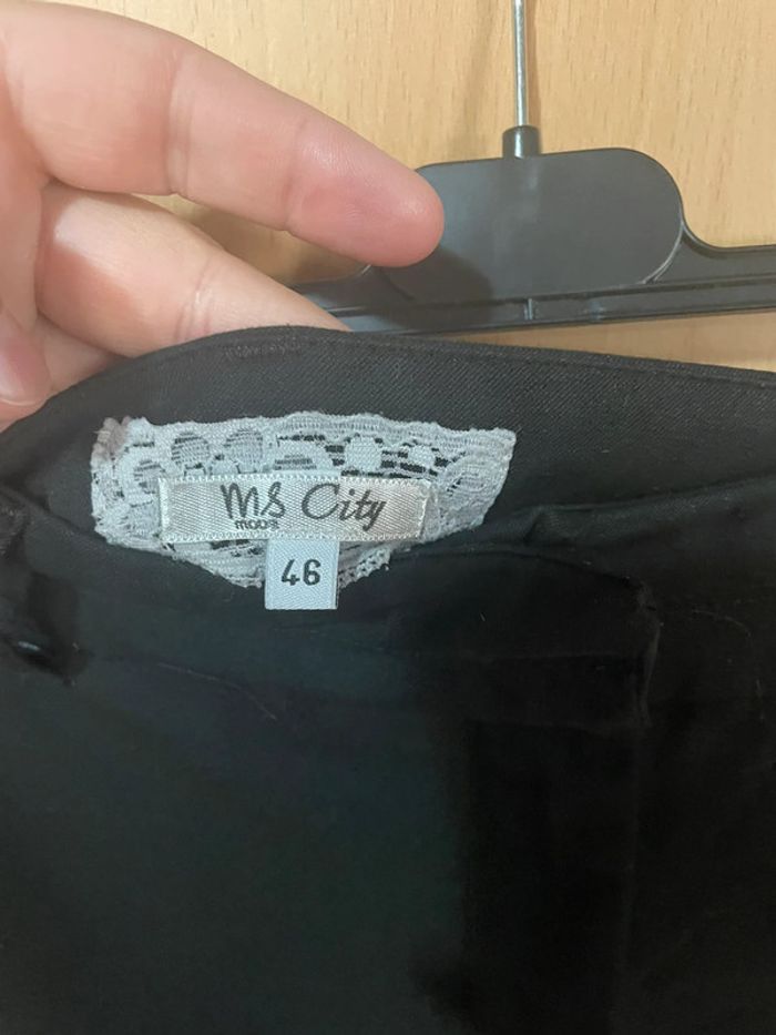 Pantalon taille 46 - photo numéro 2