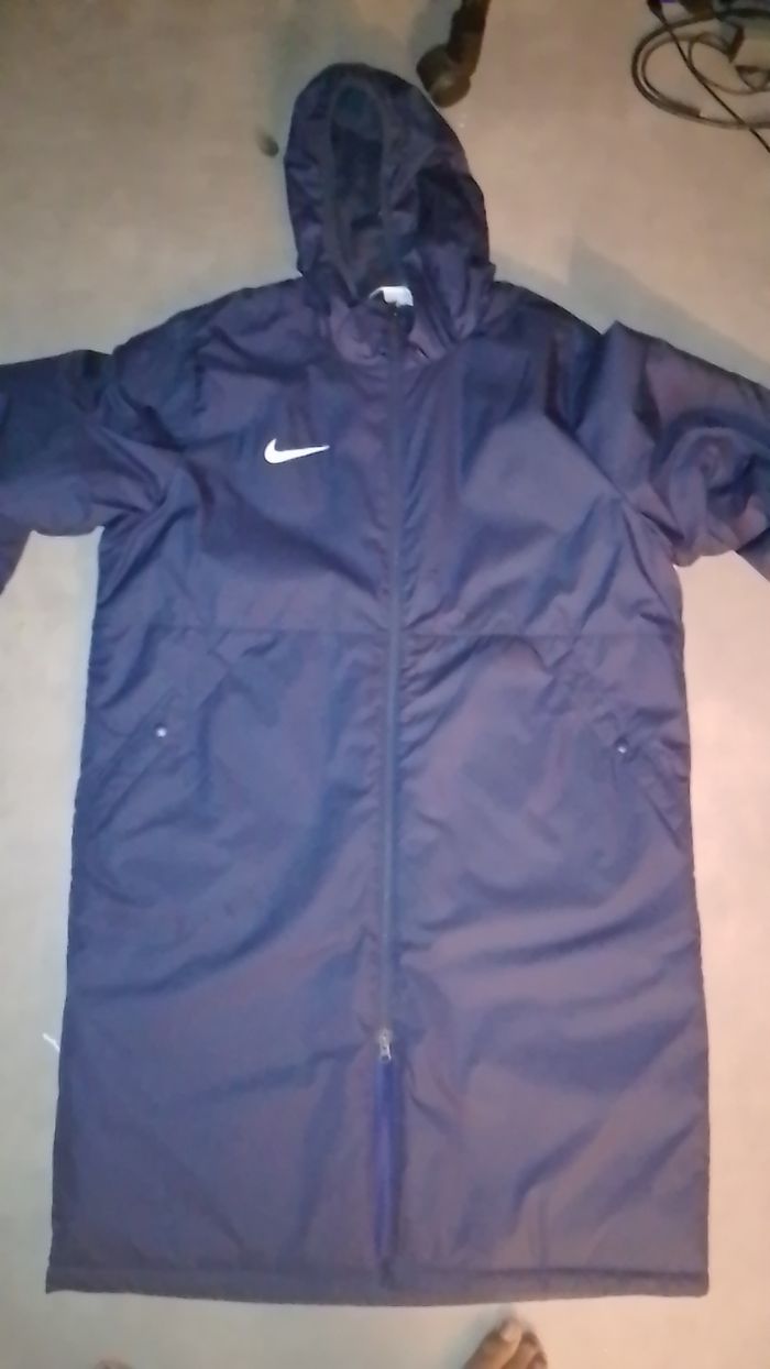 Veste Nike taille S xl
