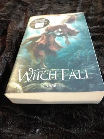 Witch Fall – Amber Argyle (LUMEN, 2015) Roman #fantasy jeunesse
