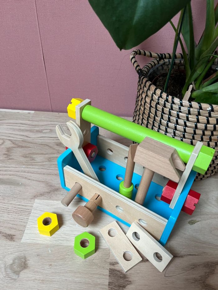 Jouet en bois ma caisse à outil - photo numéro 2