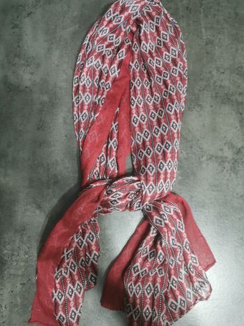 Foulard châle bordeaux