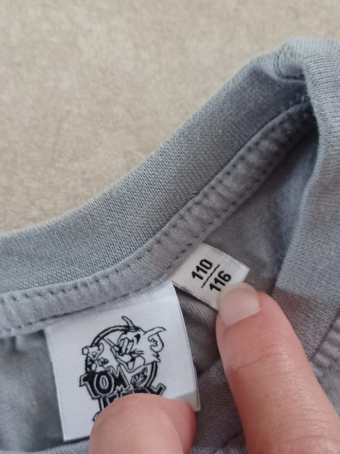 Lot de 2 tee-shirts Tom and Jerry 5-6 ans - photo numéro 4