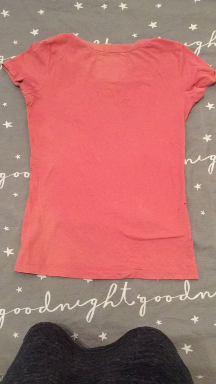 T shirt abercrombie XS - photo numéro 4
