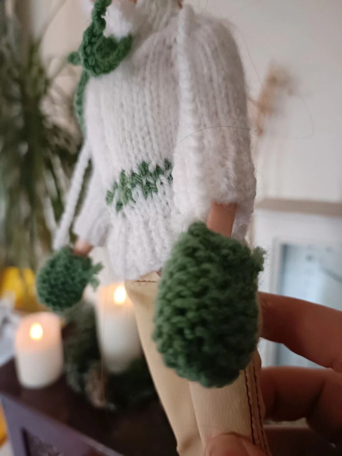 Pull avec gants et bonnet pour poupée barbie - photo numéro 7