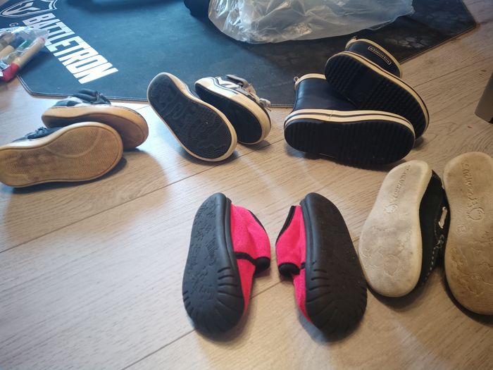 Lot chaussures - photo numéro 2