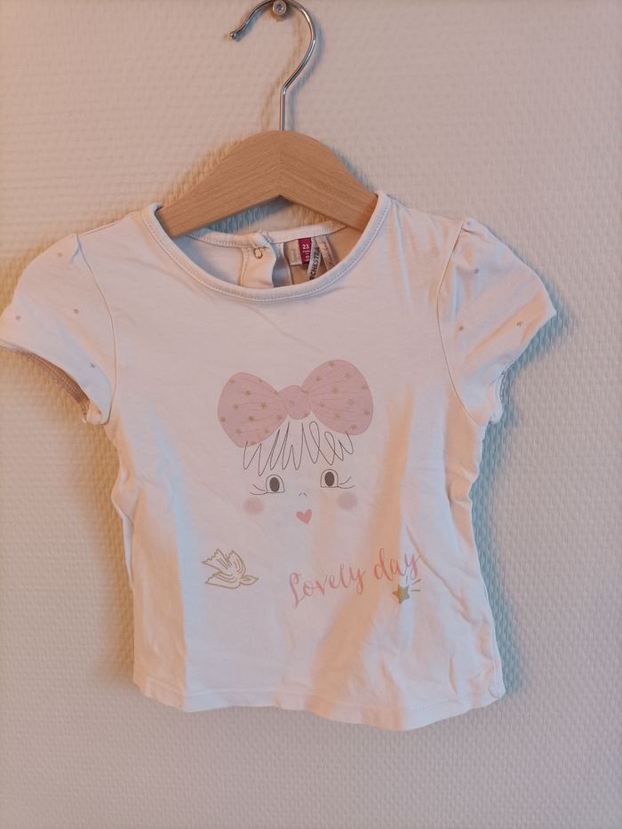 T-shirt
