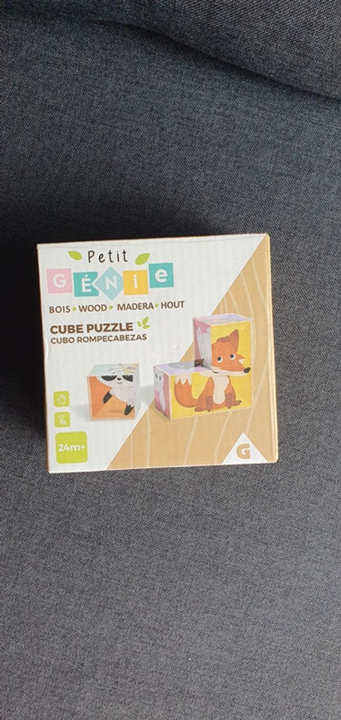 Cubes puzzles en bois