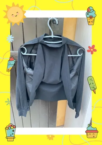 Top en crêpe col montant manches fendues S 36 boohoo