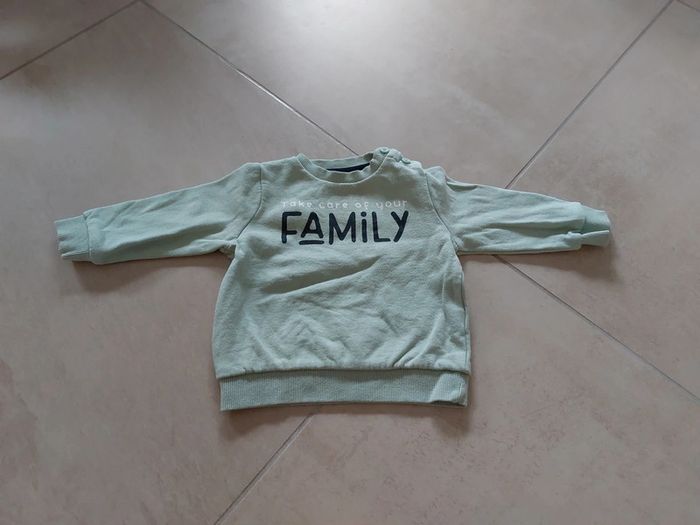 Pull 18mois
