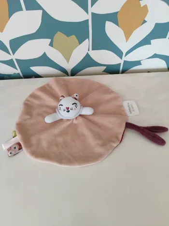 Doudou plat chat ostaria
