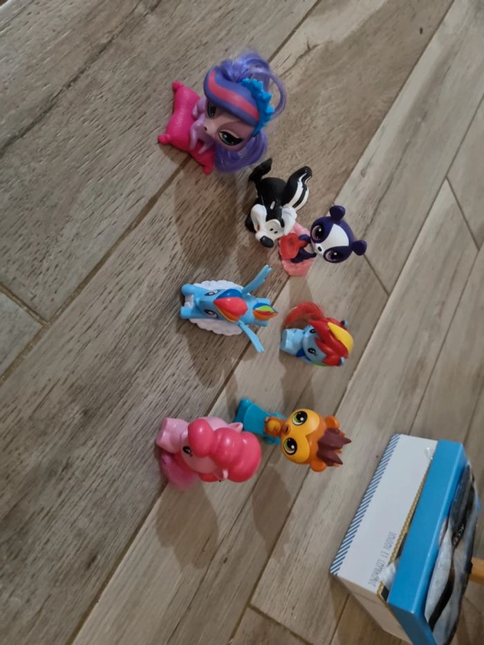 Lot de jouet petshop little pony