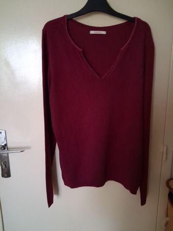 Joli pull bordeaux taille 38 Camaïeu j