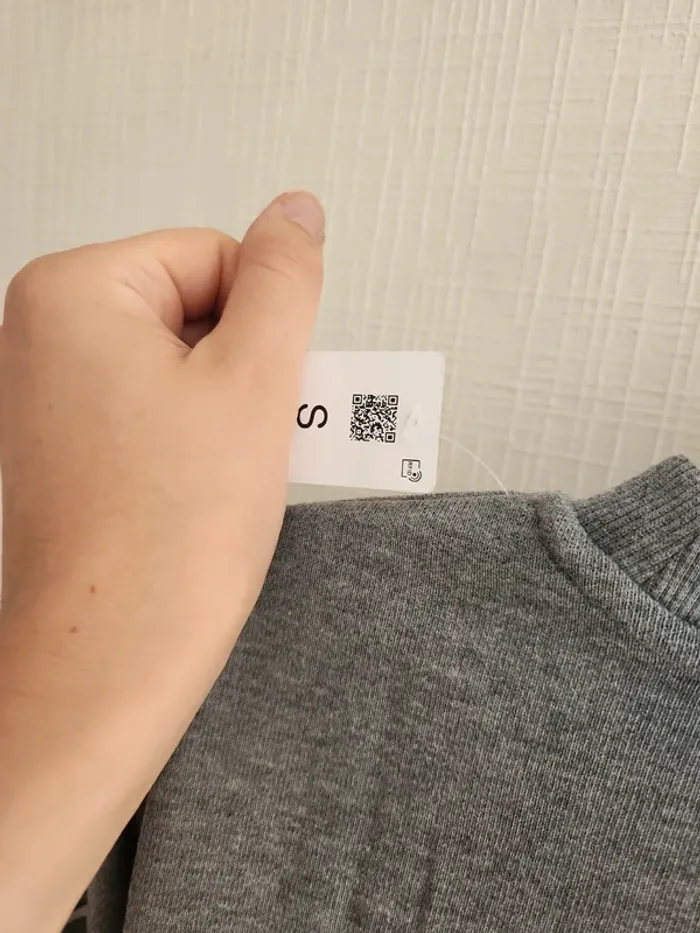 Joli sweat Undiz S oversize gris Girls Gang détails lacet - photo numéro 10