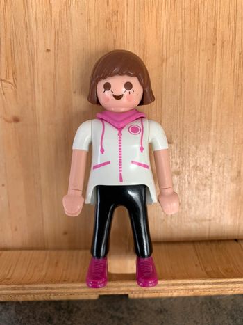 Femme playmobil