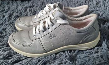 Basket gris en cuir 37