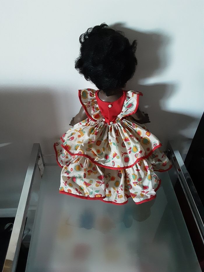 Poupée  marque bella de 30 cm avec sa robe - photo numéro 3