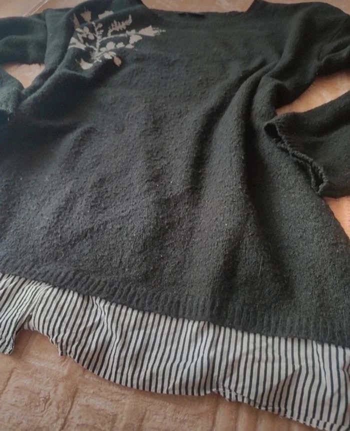 Pull noir avec fleurs brodées taille 44 , Bodyflirt - photo numéro 4
