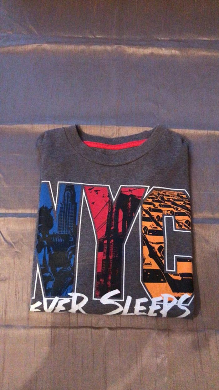 Teeshirt old navy New York never sleep