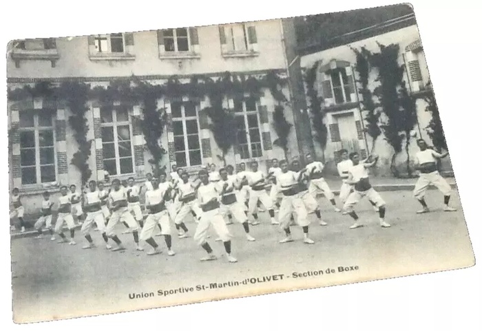 Carte postale ancienne Saint-Martin d' Olivet (Loiret) Union Sportive Section de Boxe