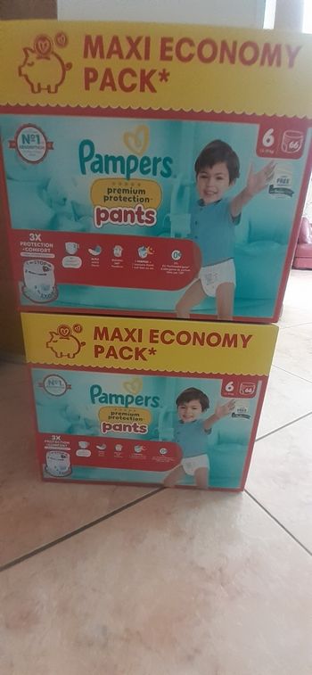 132  pants Pampers premium protection Taille 6