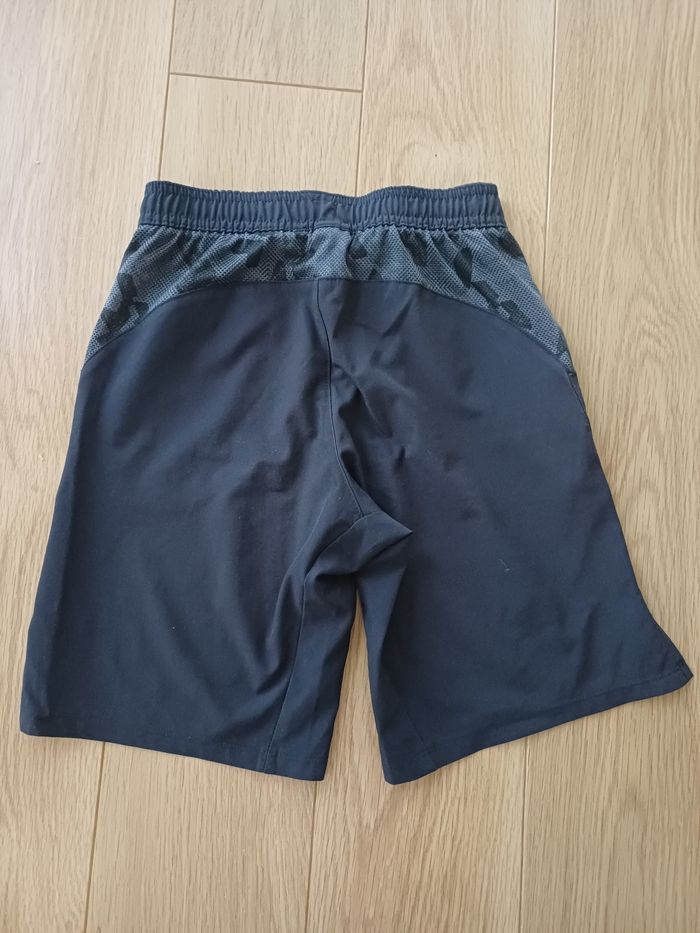 Short Decathlon en 10/11 ans - photo numéro 2