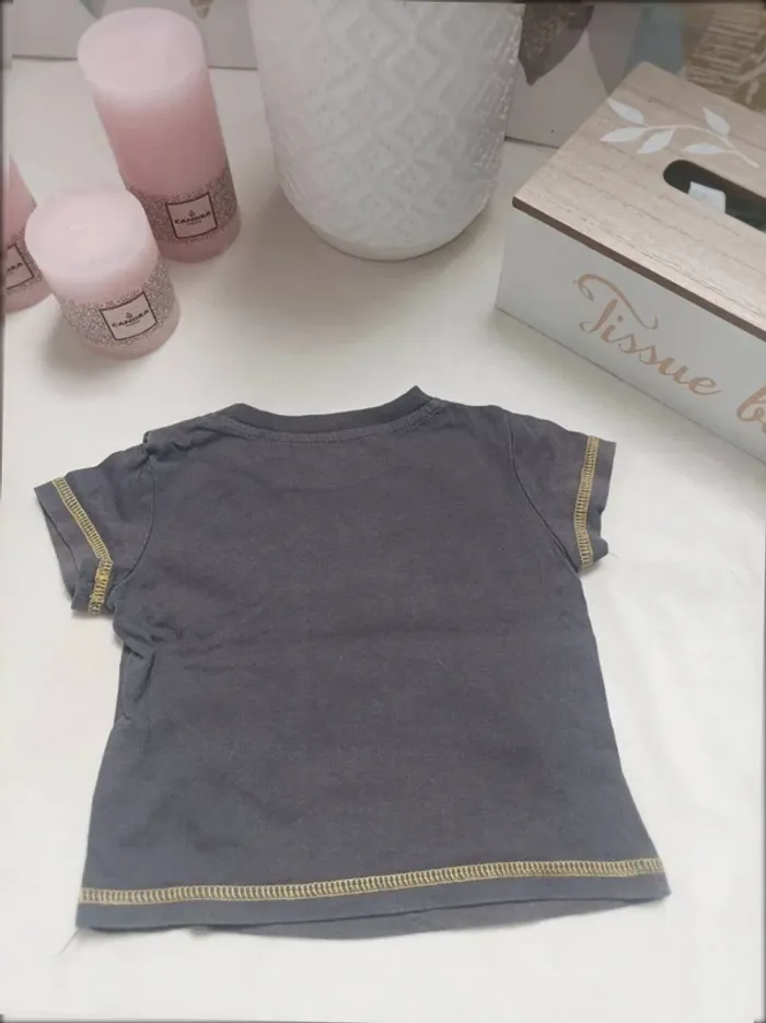 Tee-shirt manches courtes garçon 6 mois - photo numéro 3