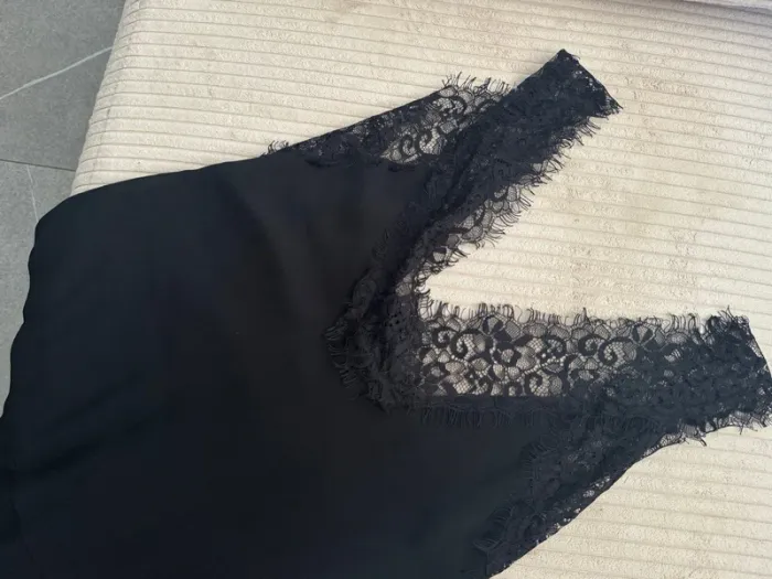 Robe noir fluide - photo numéro 4