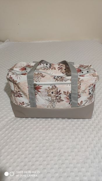 Sac a langer ou voyage Georges taille2