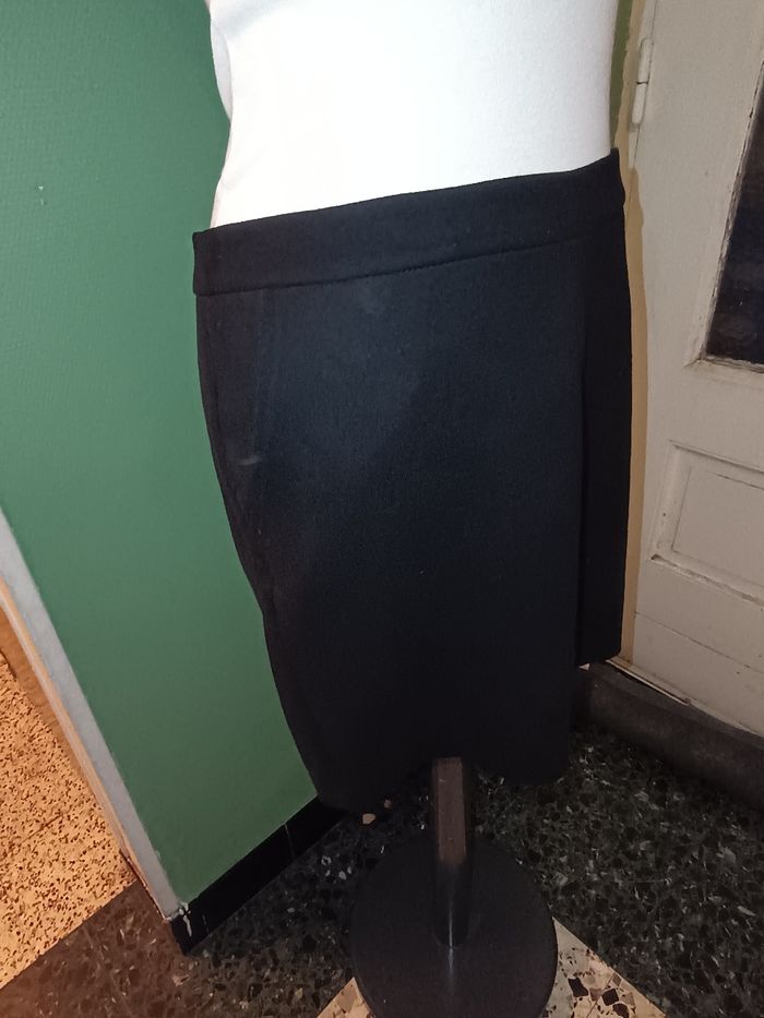 Jupe en daim noir - photo numéro 3