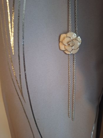 Collier sautoir azzaro