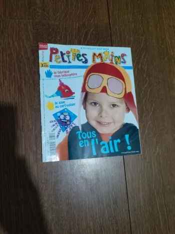Livre petite main tous en l'air