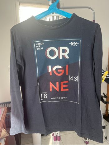 TEE shirt