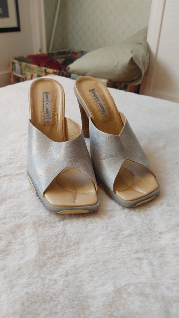 Magnifique escarpins mule en excellent état vintage en cuir bleu - photo numéro 8