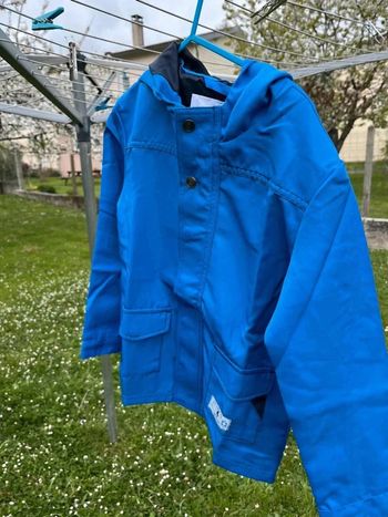 Veste garçon bleu neuf avec étiquette