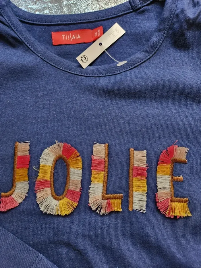 T-shirt neuf - photo numéro 2