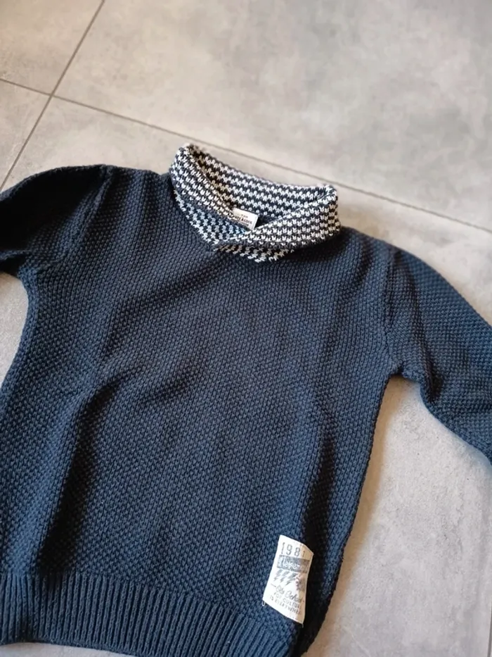 Pull col montant tape à l'oeil 8 ans - photo numéro 2