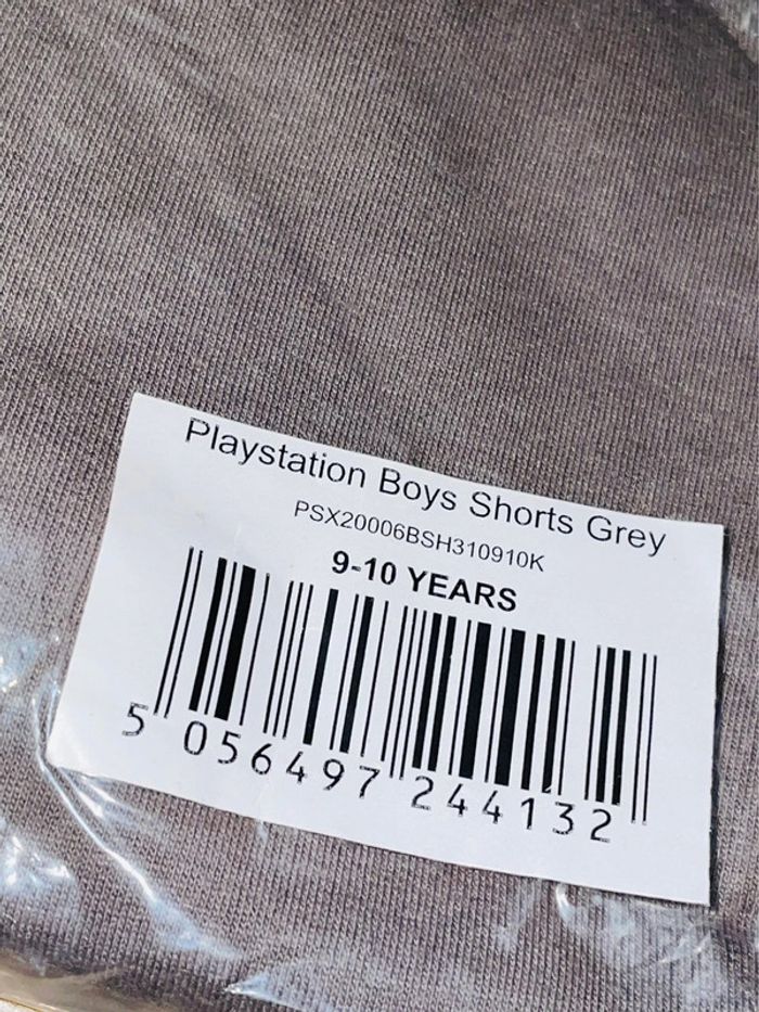 Short PlayStation 9-10 ans - photo numéro 3