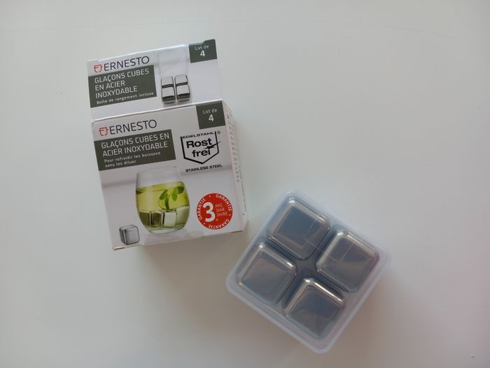 Glaçons réutilisables en métal