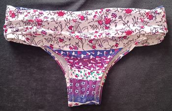 Bas de maillot de bain violet taille S neuf