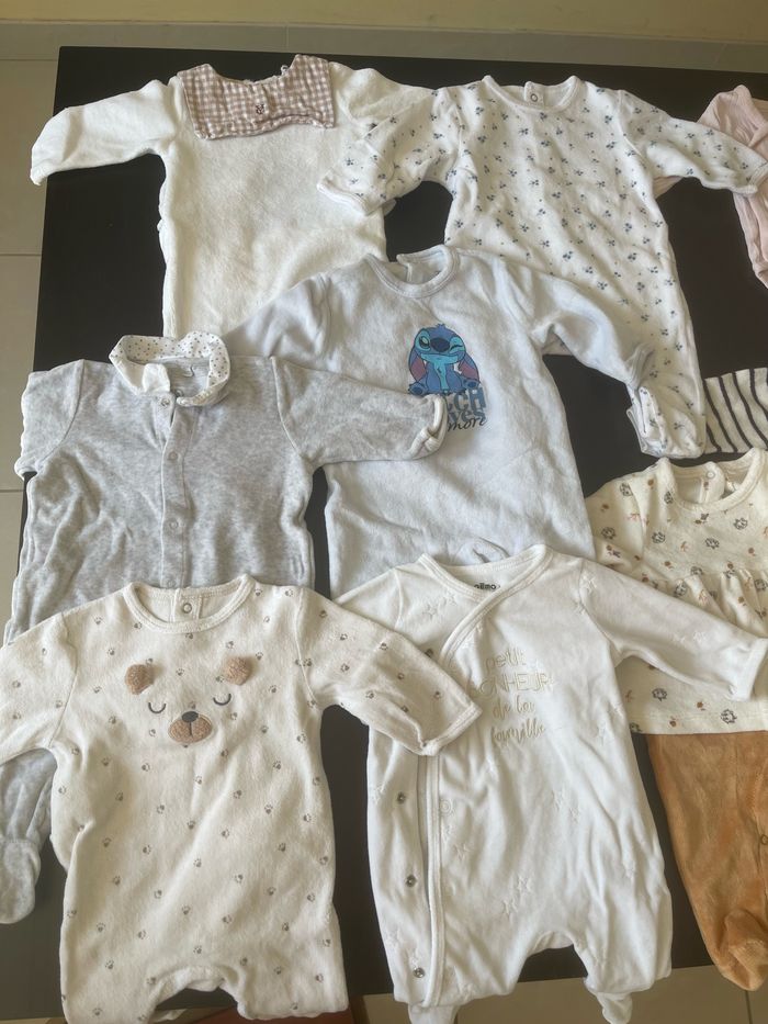 Lot de vêtement bébé fille 3 mois - photo numéro 2