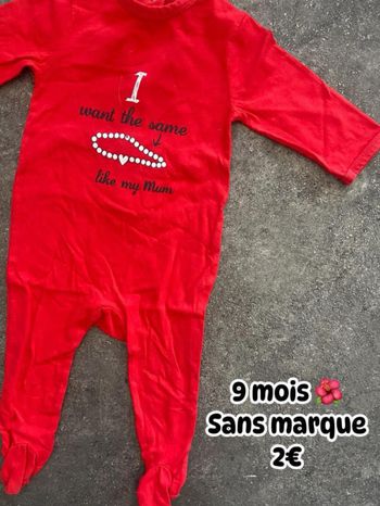 Pyjama 🌺 9 mois 🌺 Sans marque