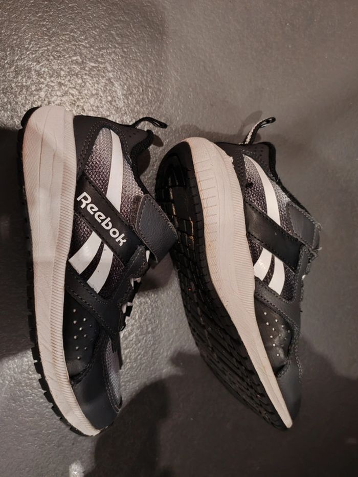 Baskets Reebok pointure 29 - photo numéro 5