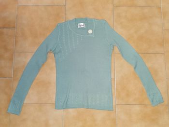 Pull bleu gris bouton