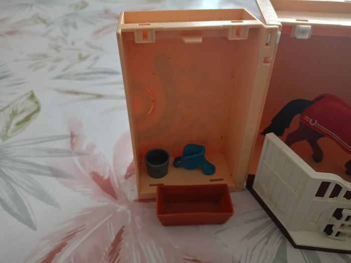 Ecurie transportable playmobil - photo numéro 5