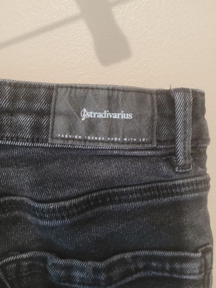 Jean slim stradivarius taille 34 - photo numéro 3