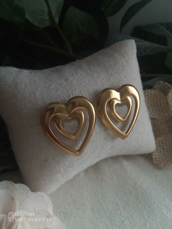 Boucles d'oreilles bohèmes coeurs avec pierres de cristal de roche - photo numéro 2